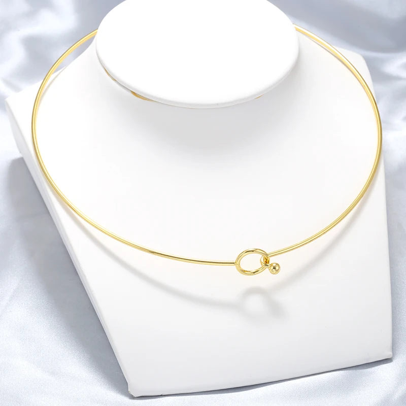 316L Stainless Steel Heart Round Adjustable Collar Women's Necklace Simple Open Neck lifestyle view
