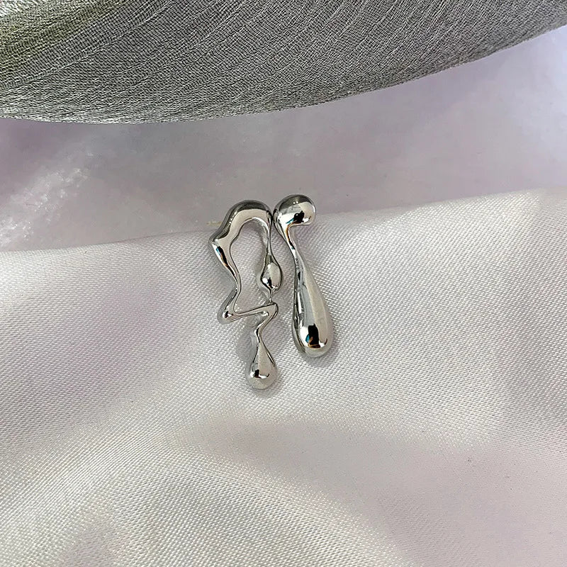 2025 New Cool Liquid Metal Geometric Irregular Zircon Earrings for Woman Man Asymmetr lifestyle view