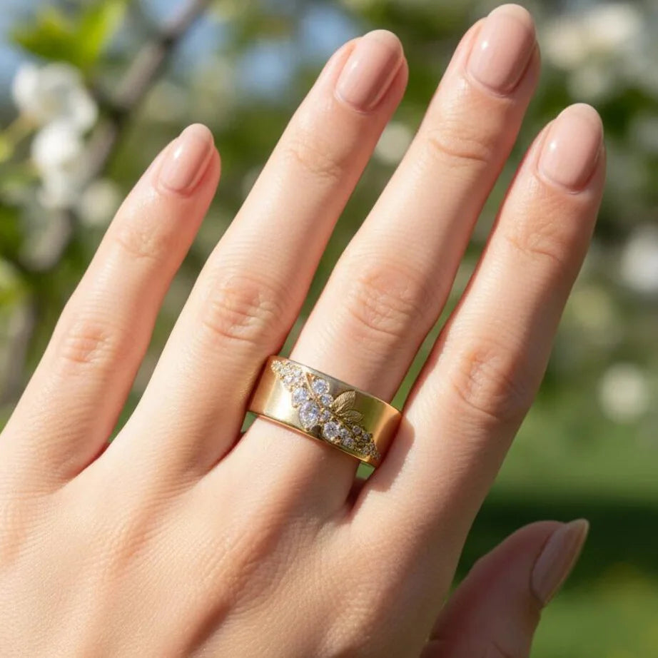 Geometric Green Color Stone Gold Leaf Ring For Women Ring Wedding Engagement Rings Gif close-up view