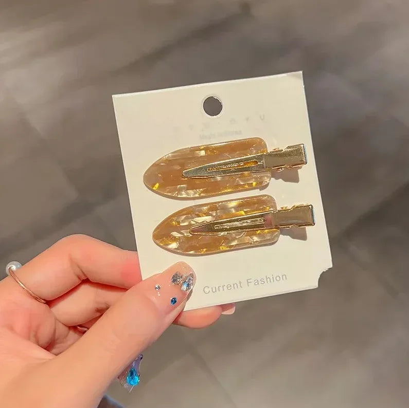New 2/3/4pcs Korean Fashion Gold White Glitter Hair Pin Acetate Make Up Hair Clips He lifestyle view