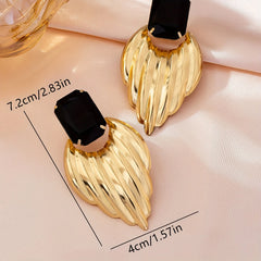 A Pair of Arabic Metal-Style Fashionable, Sexy and Versatile Women's Earrings