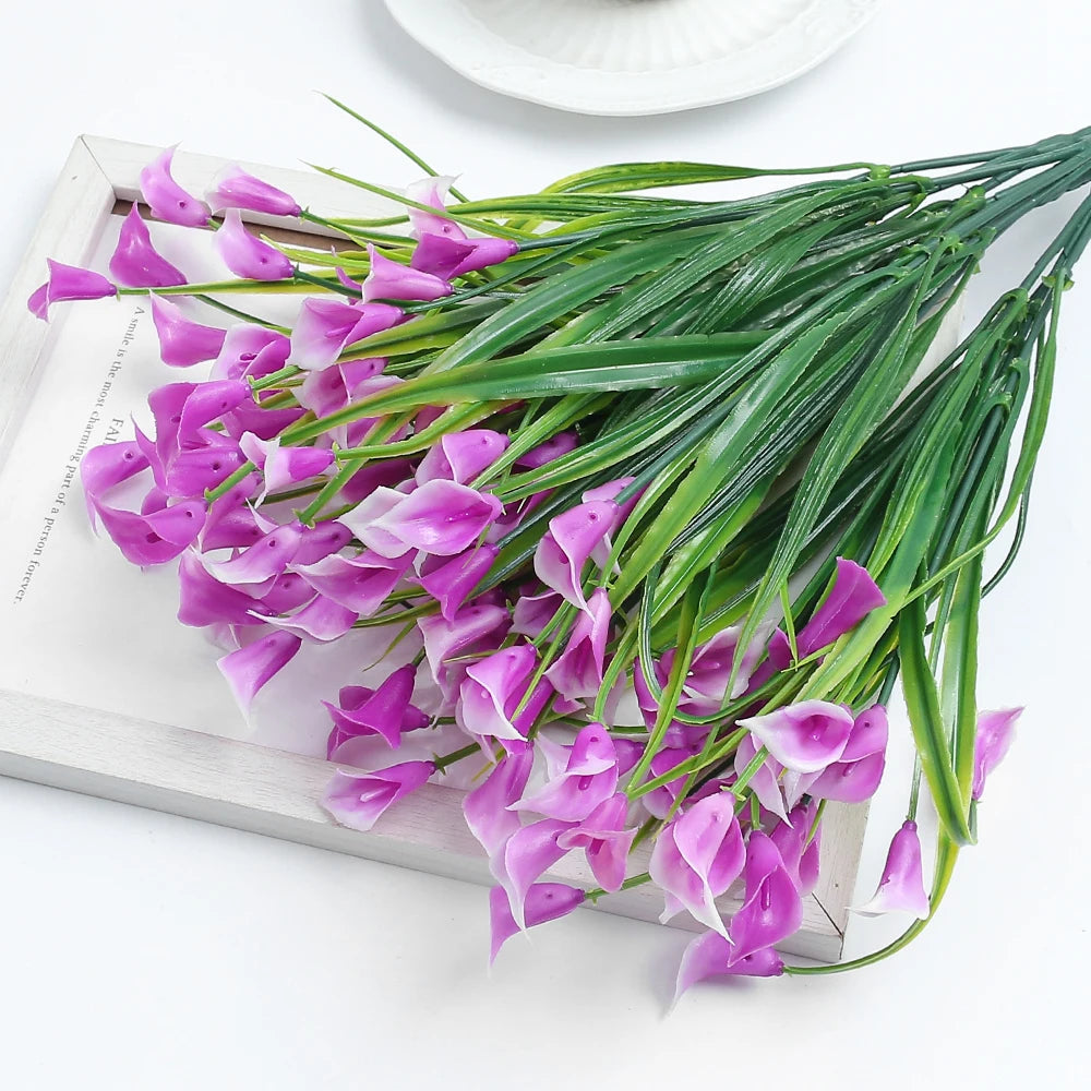 Home Room Garden Wedding Decora Outdoor Vase Flower Arrangement close-up view