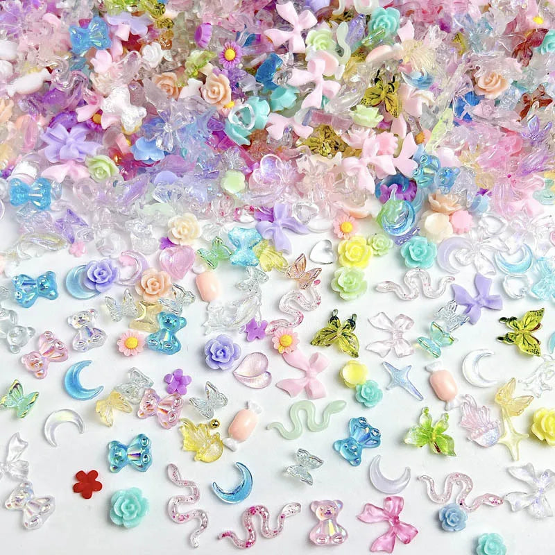 100PCS Random Mixed Strawberry Flowers Nail Charms Sweet Resin Flatback Moon Nail Art De detail view