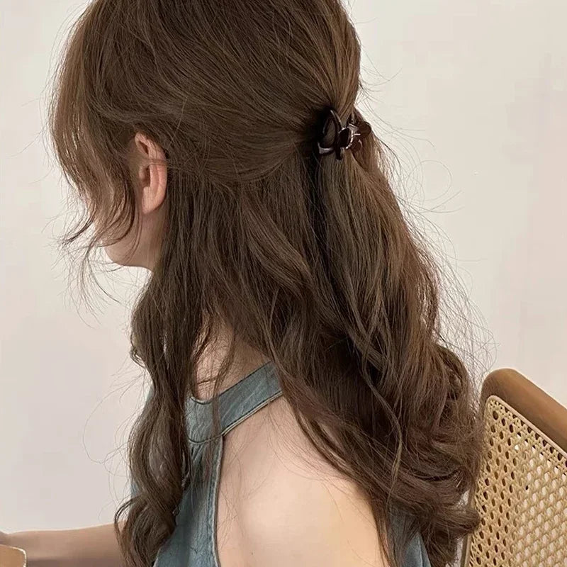 Fashion Hair Clips for Women Small Sweet Hair Claws Clip Geometric Cute Barrettes Crab H detail view