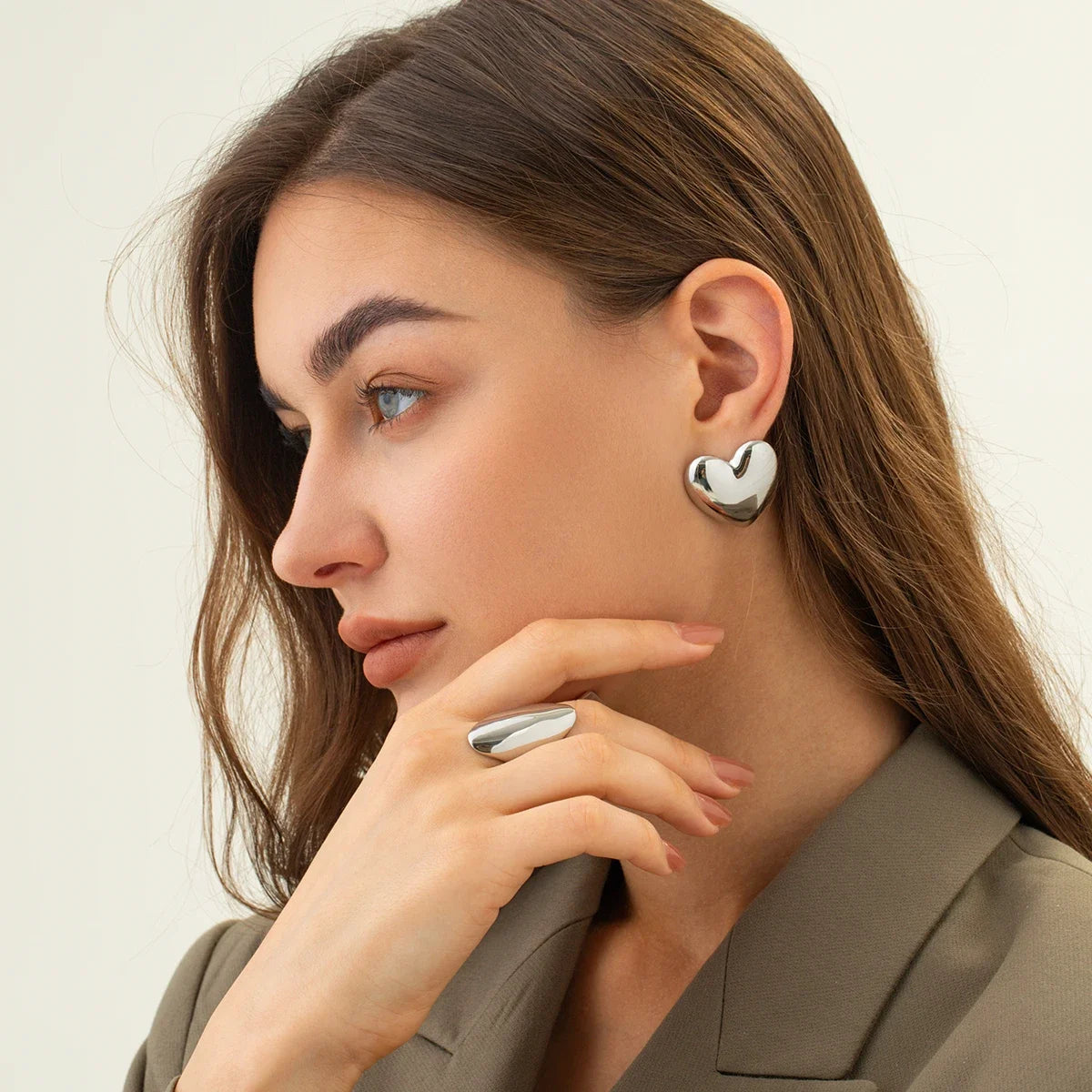 18K Gold Plated Stainless Steel Heart Stud Earrings | Smooth & Waterproof Jewelry Gift close-up view