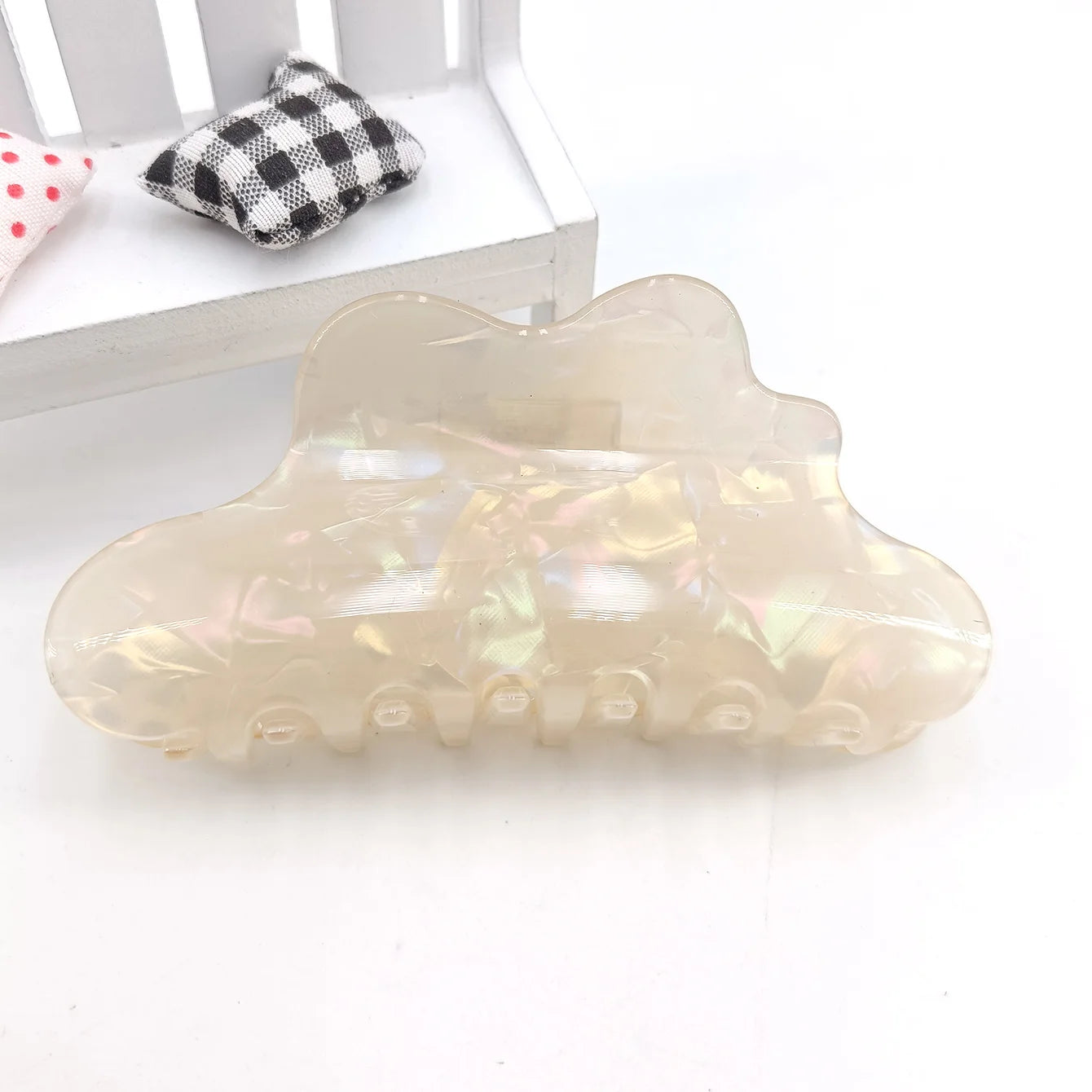 Fantasy Color Mermaid Color Cloud Shape Hair Clip Grab Clip Imitation Acetate Hair Cl lifestyle view