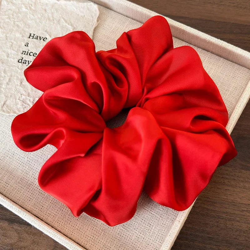 Retro Satin Red Color Hair Scrunchies Headband Women Temperament Hair Rope Tie Ponytail detail view