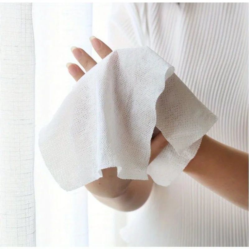 1 Tube, 10 Capsules Compressed Towels, Disposable Mini Face Towels, Travel & Outdoor lifestyle view