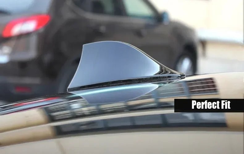 Car Shark Fin Antenna – FM/AM Signal Booster - Onlytenbucks.com