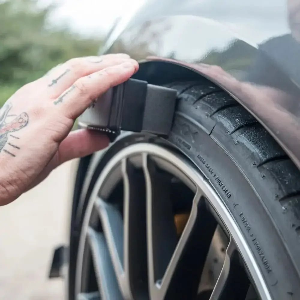 Car Wheel Polishing &amp; Waxing Sponge Brush with Cover - Onlytenbucks.com
