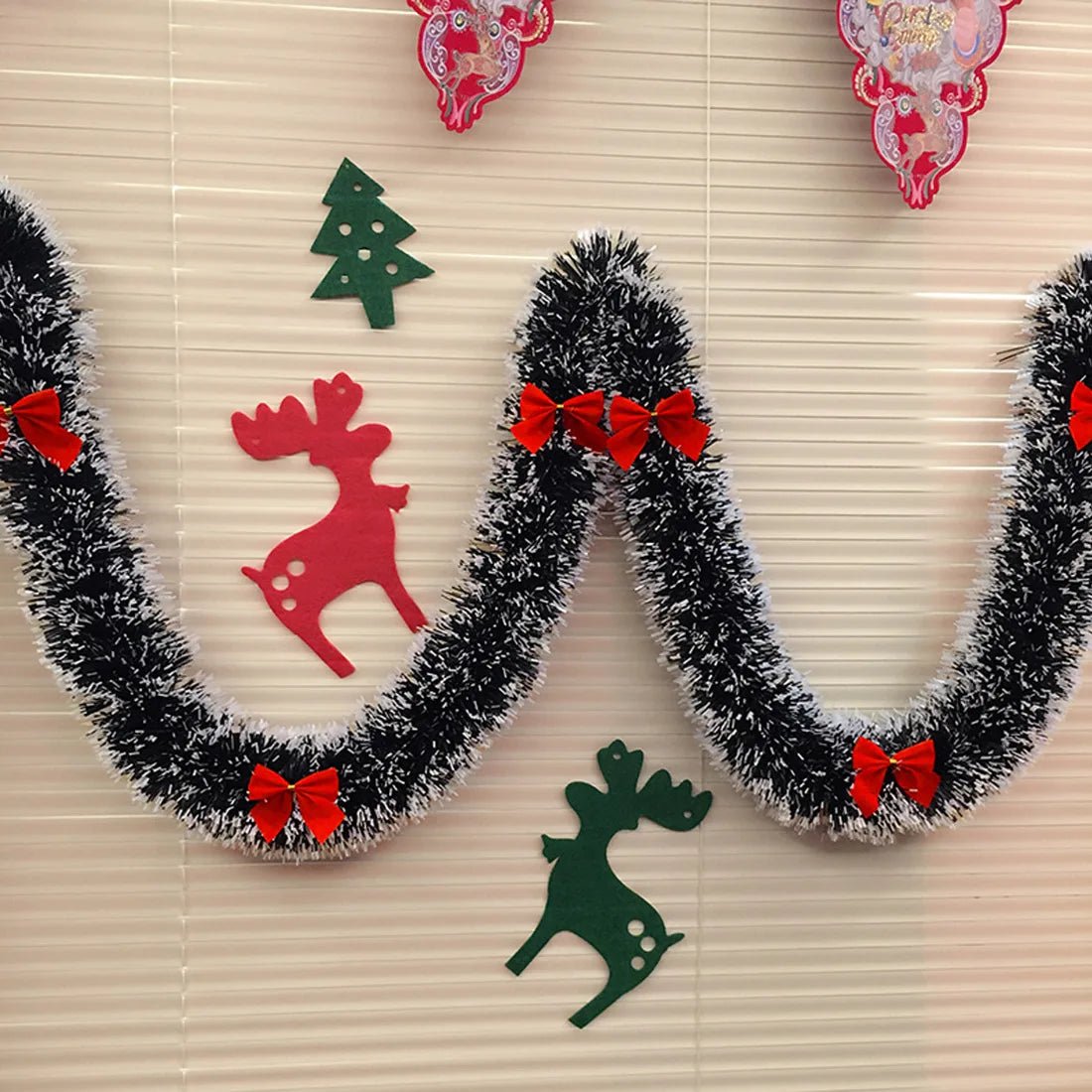 Christmas Garland with Red Bow Tie - Onlytenbucks.com