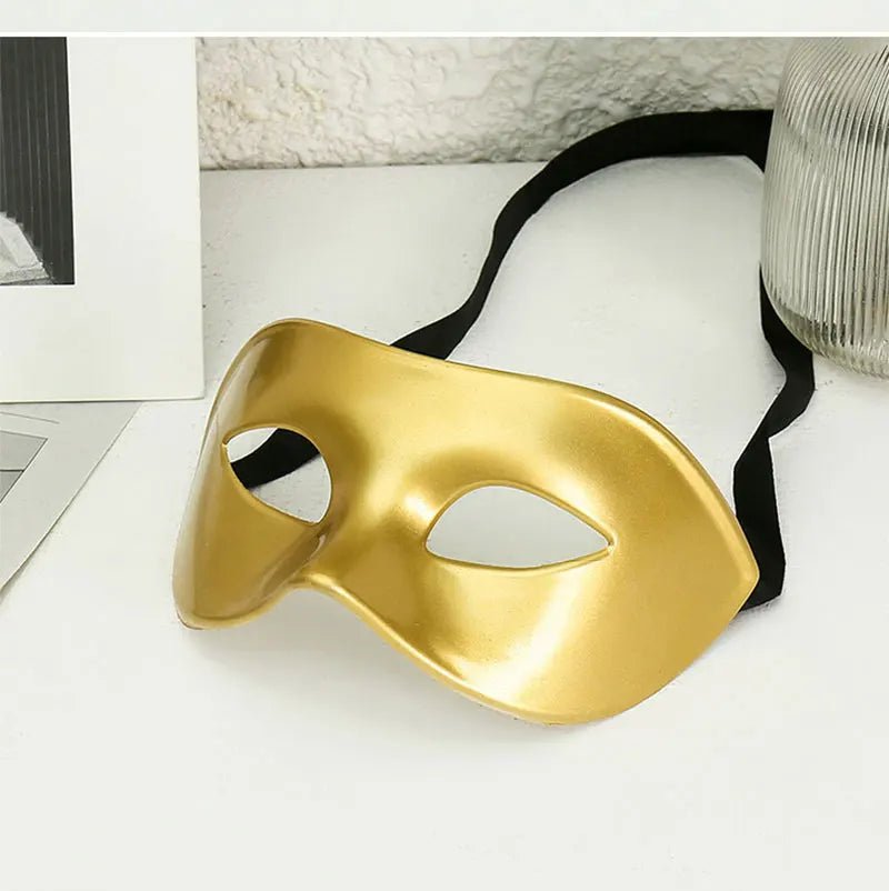 Masquerade Half Face Mask – Elegant Black &amp; White Retro Design - Onlytenbucks.com