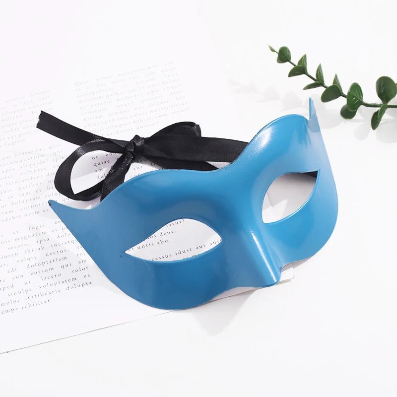 Masquerade Half Face Mask – Elegant Black &amp; White Retro Design - Onlytenbucks.com