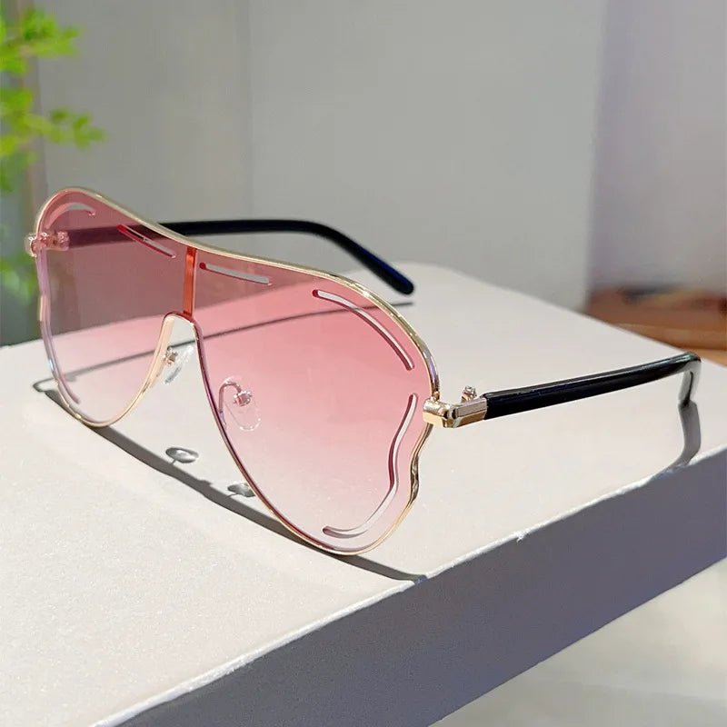 Oversized One - Piece Sunglasses UV400 - Onlytenbucks.com