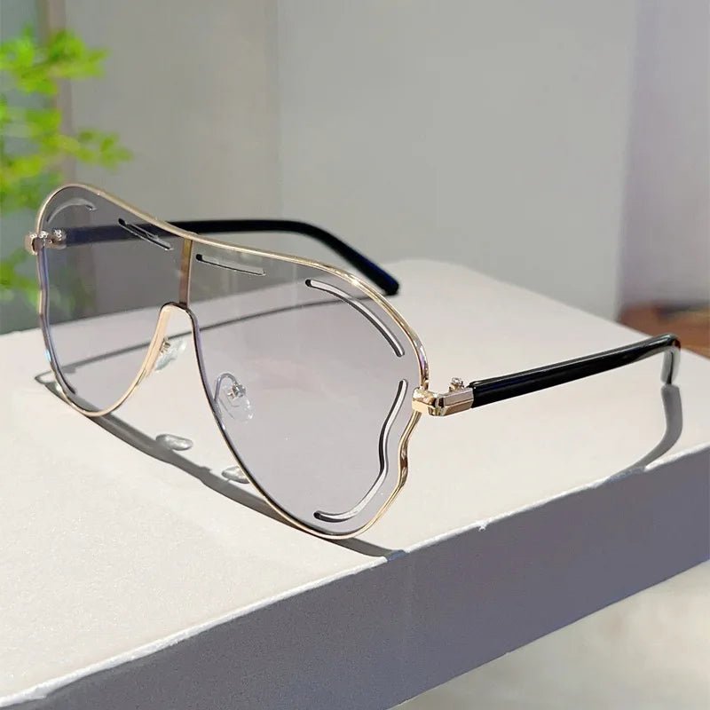 Oversized One - Piece Sunglasses UV400 - Onlytenbucks.com