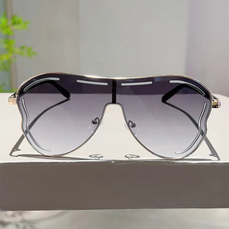 Oversized One - Piece Sunglasses UV400 - Onlytenbucks.com