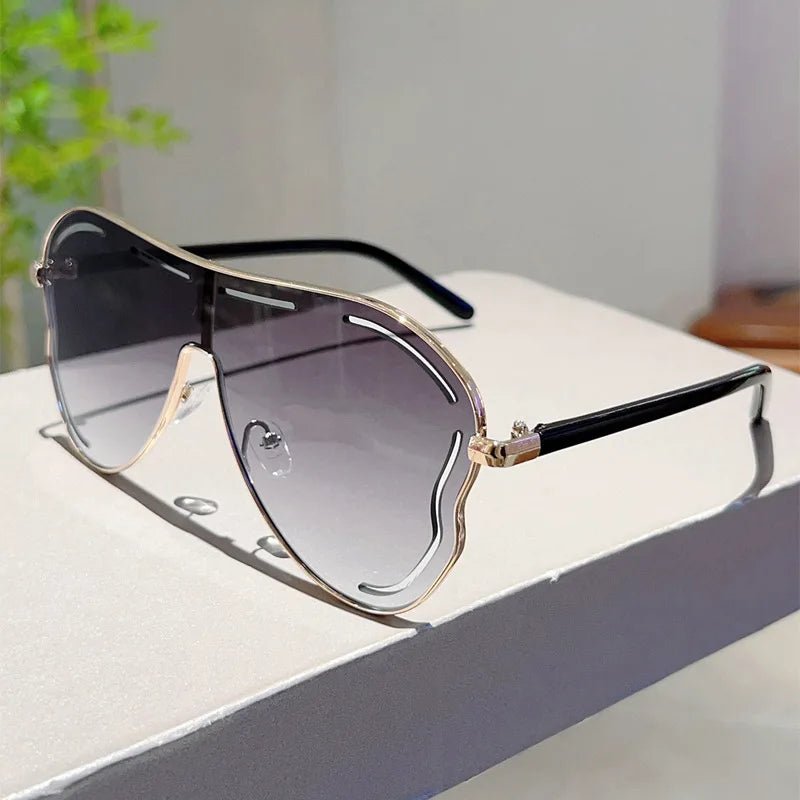 Oversized One - Piece Sunglasses UV400 - Onlytenbucks.com