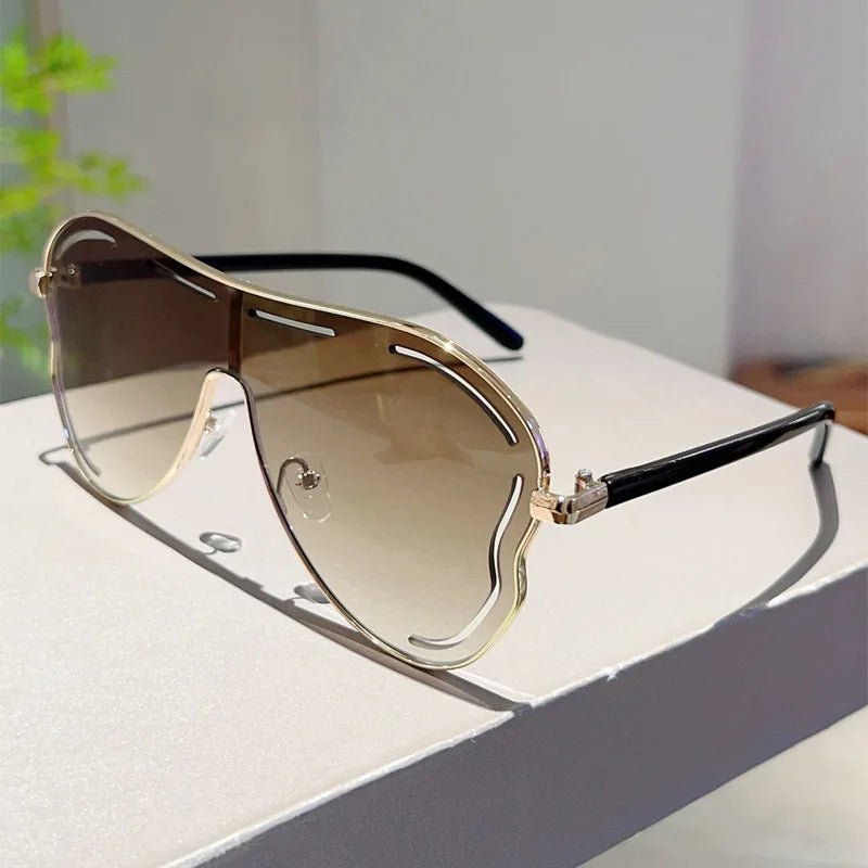 Oversized One - Piece Sunglasses UV400 - Onlytenbucks.com