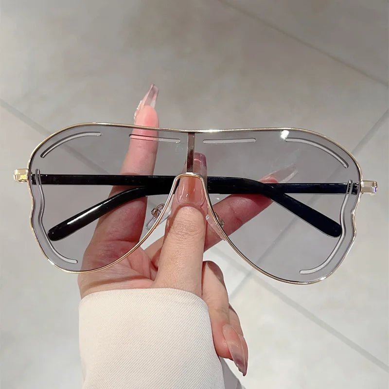 Oversized One - Piece Sunglasses UV400 - Onlytenbucks.com