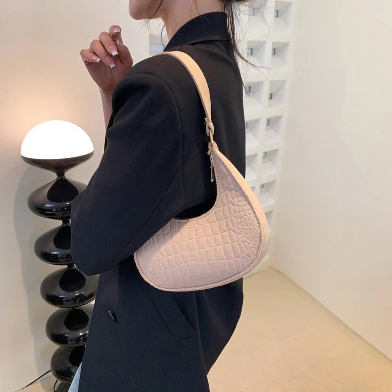 Retro Leisure Half Moon Shoulder Handbag - Onlytenbucks.com