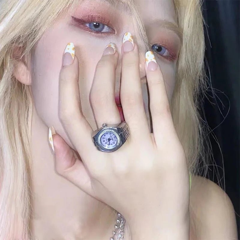 Retro Roman Vintage Punk Finger Watch Ring - Onlytenbucks.com