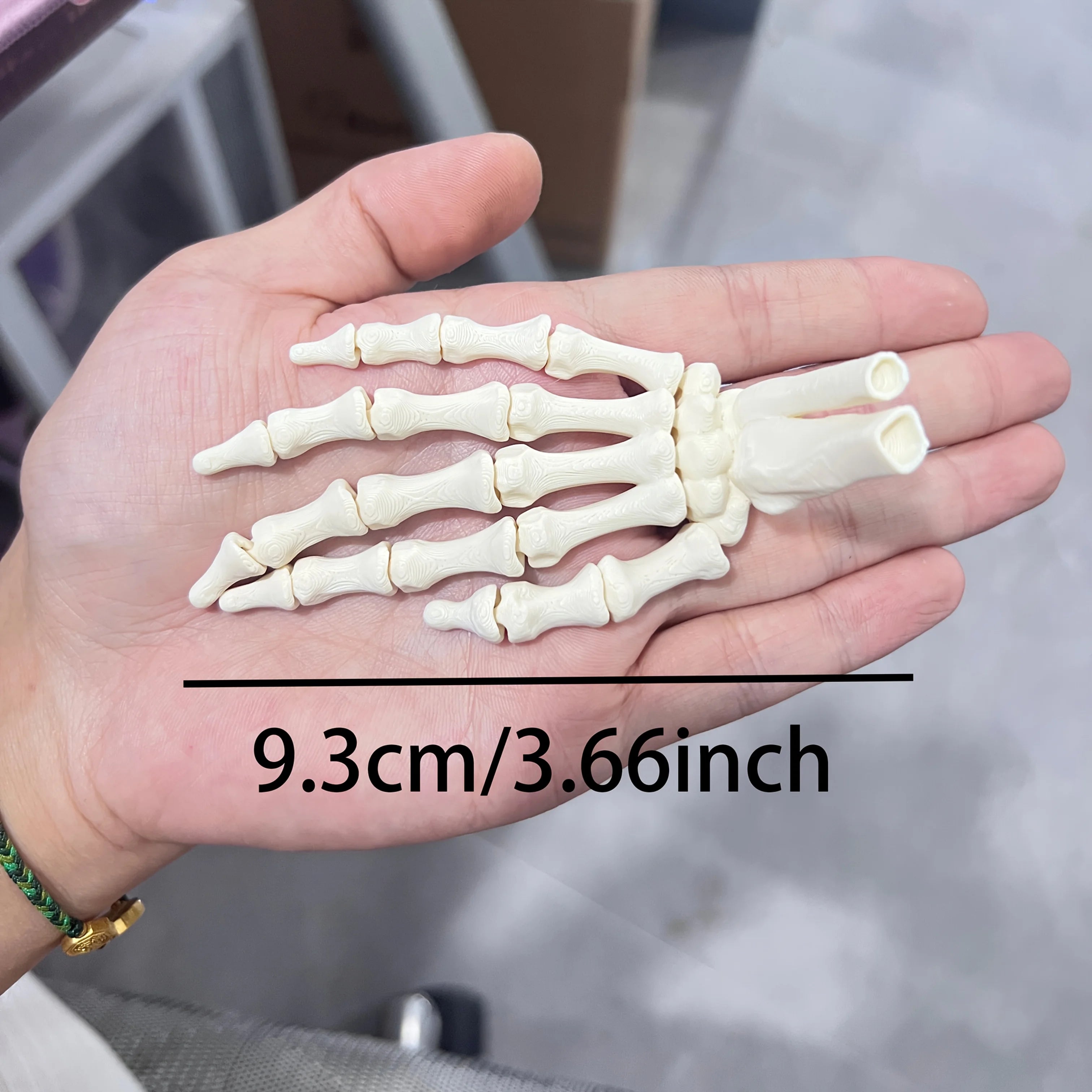 Scary Skull Skeleton Hands – Halloween Party Props - Onlytenbucks.com