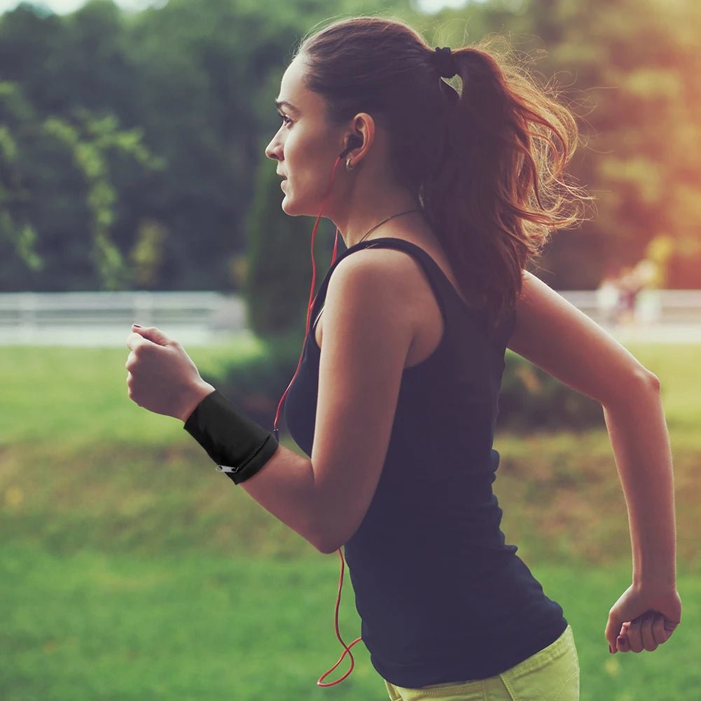 Wrist Arm Bag – Lightweight Nylon Running and Cycling Strap - Onlytenbucks.com