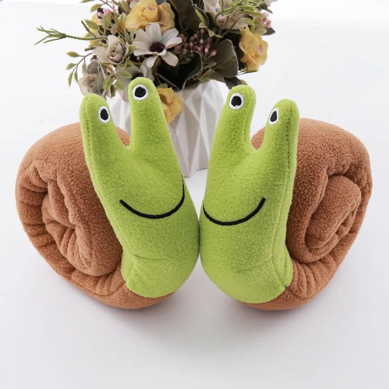 Snail - Shaped Pet Toy for Dogs and Cats - Onlytenbucks.com
