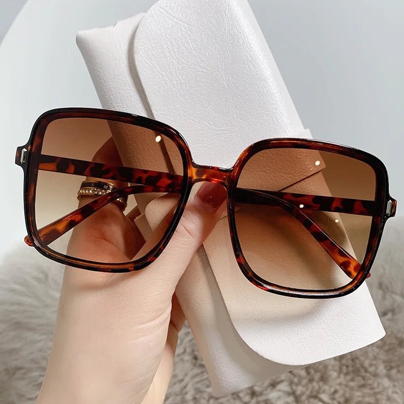Vintage Oversized Square Gradient Shades Retro Sunglasses - Onlytenbucks.com