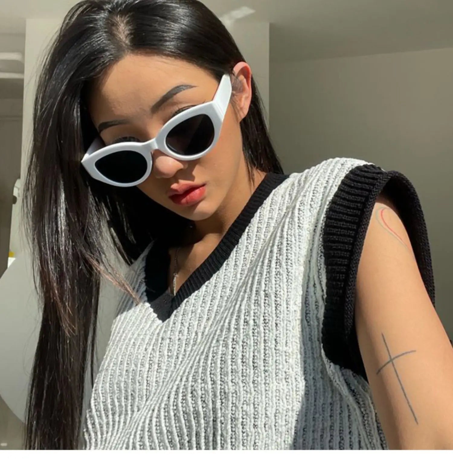Women’s Small Cat Eye Sunglasses – Vintage Oval - Onlytenbucks.com