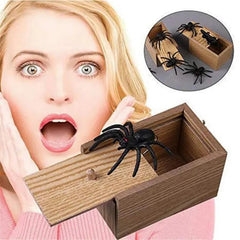 Wooden Spider Prank Box – Surprise Insect Joke - Onlytenbucks.com