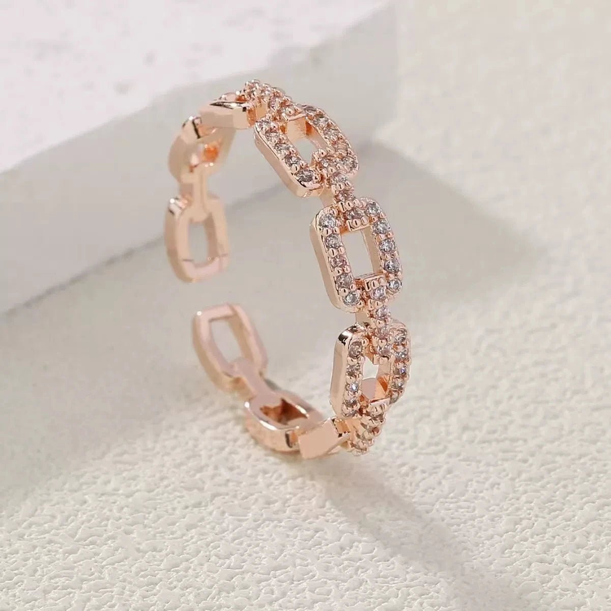 Zircon Twist Chain Open Ring – Elegant Finger Jewelry for Women - Onlytenbucks.com